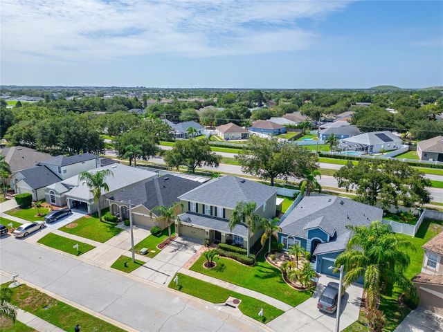 11405 VILLAGE BROOK DRIVE, Riverview, FL 33579