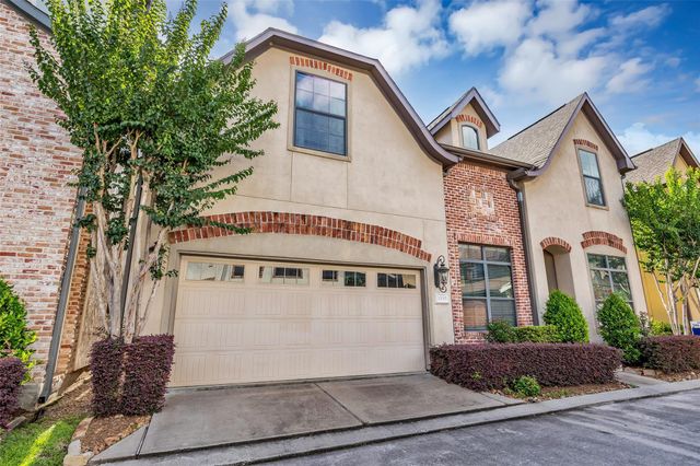 1535 Woodbend Park W, Houston, TX 77055