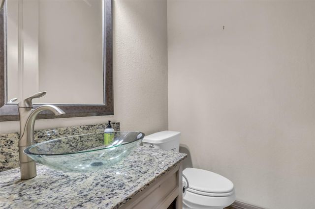 1535 Woodbend Park W, Houston, TX 77055