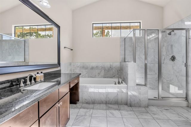 1535 Woodbend Park W, Houston, TX 77055