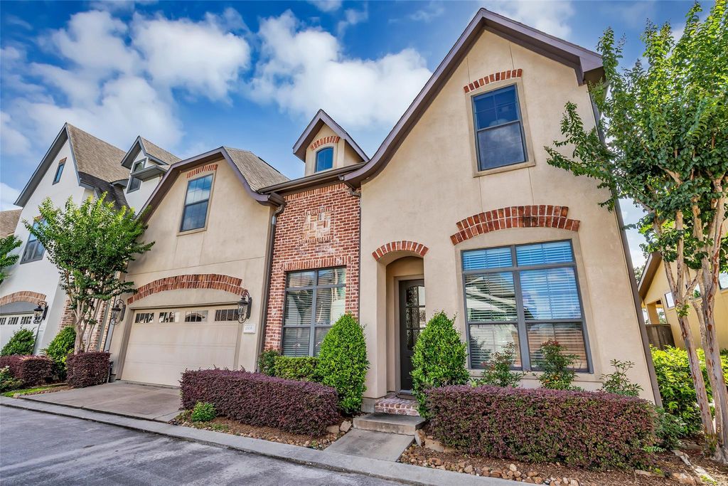1535 Woodbend Park W, Houston, TX 77055