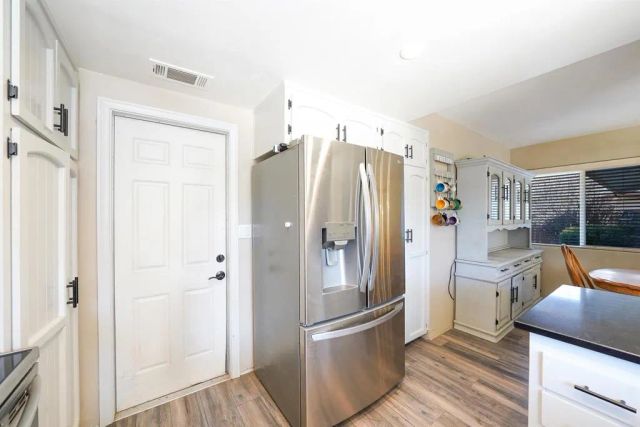 1643 Oak Hill Drive, Escondido, CA 92027