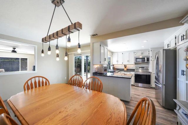 1643 Oak Hill Drive, Escondido, CA 92027