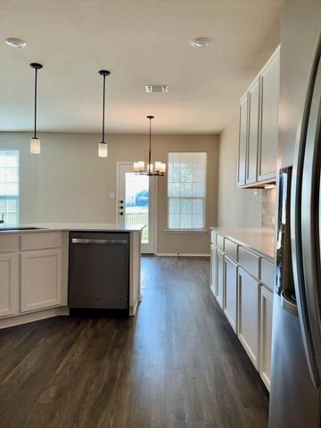 114 Danish DR, Hutto, TX 78634