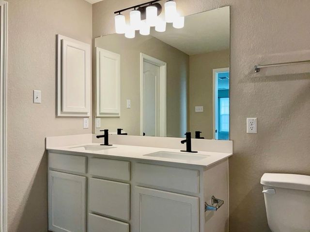 114 Danish DR, Hutto, TX 78634