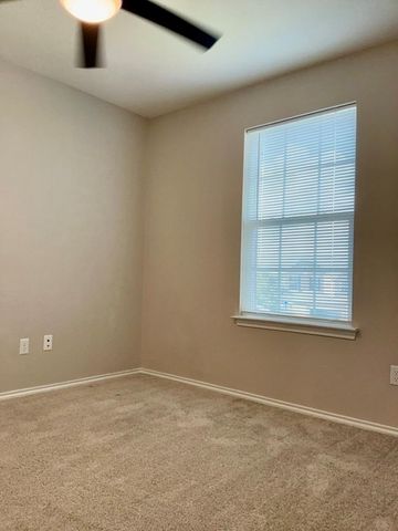 114 Danish DR, Hutto, TX 78634