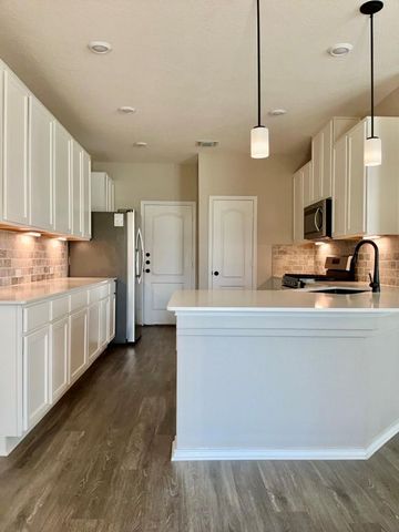114 Danish DR, Hutto, TX 78634