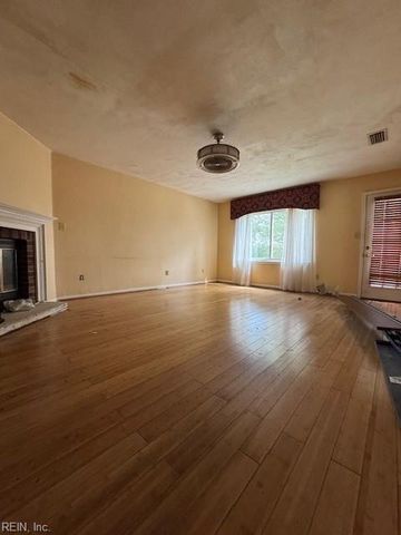 2048 Trumbull CT, Virginia Beach, VA 23464