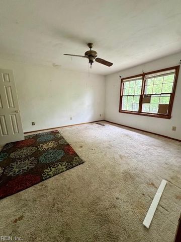 2048 Trumbull CT, Virginia Beach, VA 23464