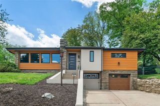 850 Bockstoce Ave, Castle Shannon, PA 15234