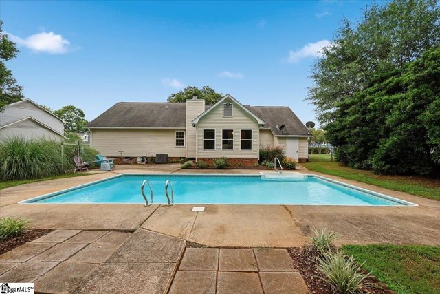 103 Devenhill Court, Greer, SC 29650