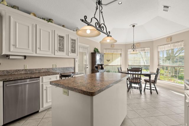 100 April Breeze Street, Conroe, TX 77356