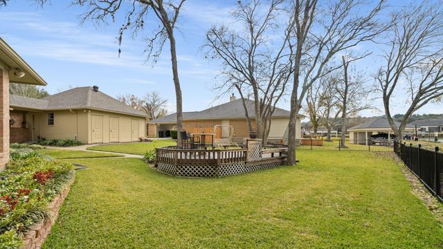 100 April Breeze Street, Conroe, TX 77356