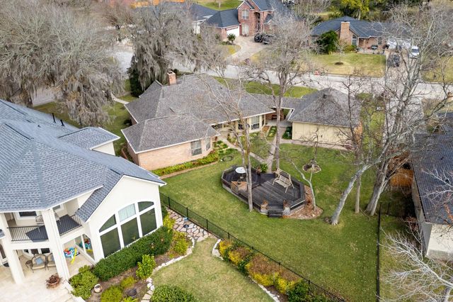 100 April Breeze Street, Conroe, TX 77356