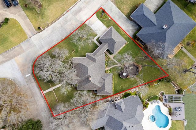 100 April Breeze Street, Conroe, TX 77356