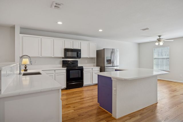 212 Silver Spur Drive, Waxahachie, TX 75165