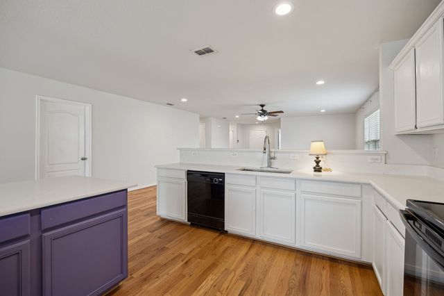 212 Silver Spur Drive, Waxahachie, TX 75165