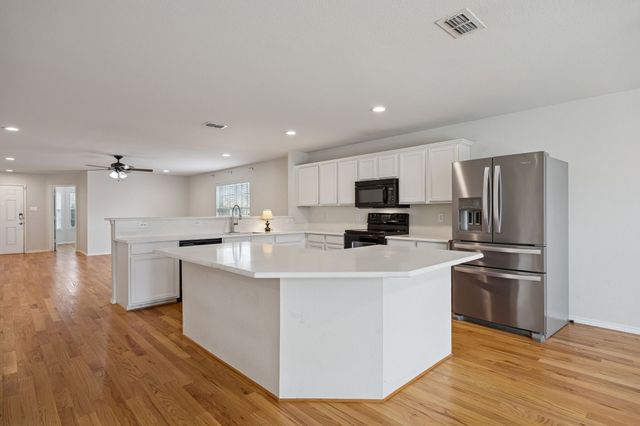 212 Silver Spur Drive, Waxahachie, TX 75165