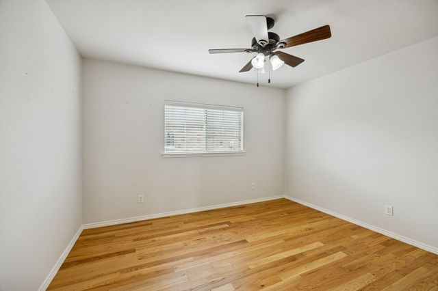 212 Silver Spur Drive, Waxahachie, TX 75165