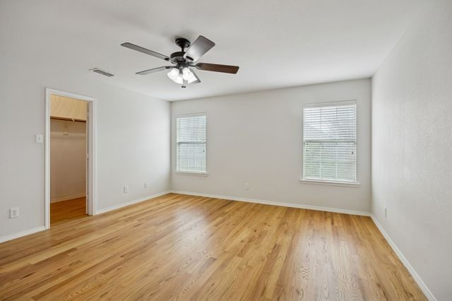 212 Silver Spur Drive, Waxahachie, TX 75165