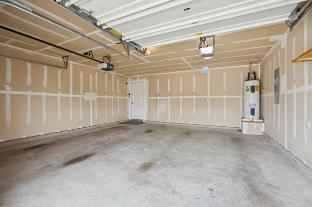 212 Silver Spur Drive, Waxahachie, TX 75165