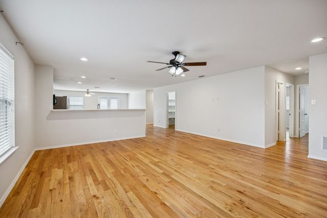 212 Silver Spur Drive, Waxahachie, TX 75165