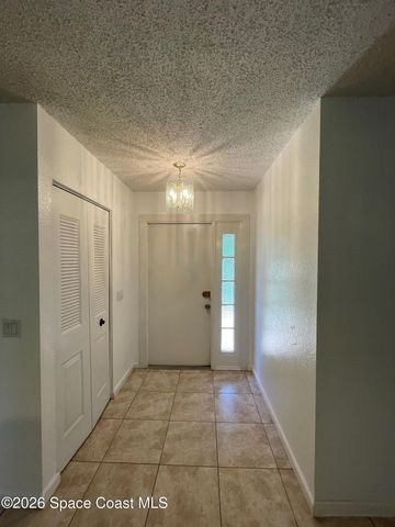 997 Mariposa Drive NE, Palm Bay, FL 32905