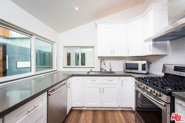2341 Beach Avenue, Venice (los Angeles), CA 90291