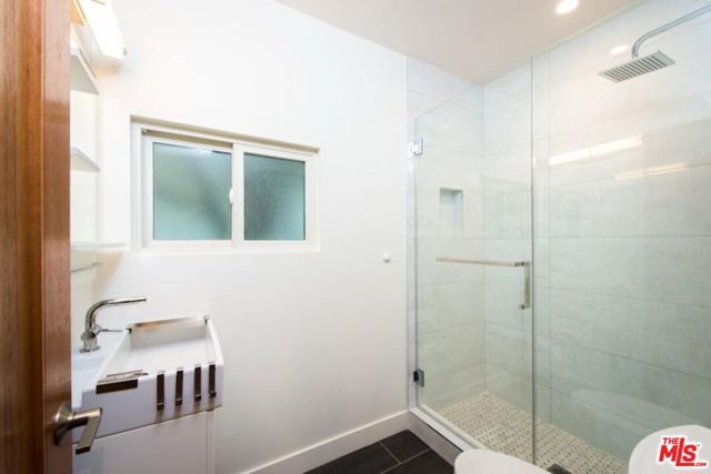 2341 Beach Avenue, Venice (los Angeles), CA 90291