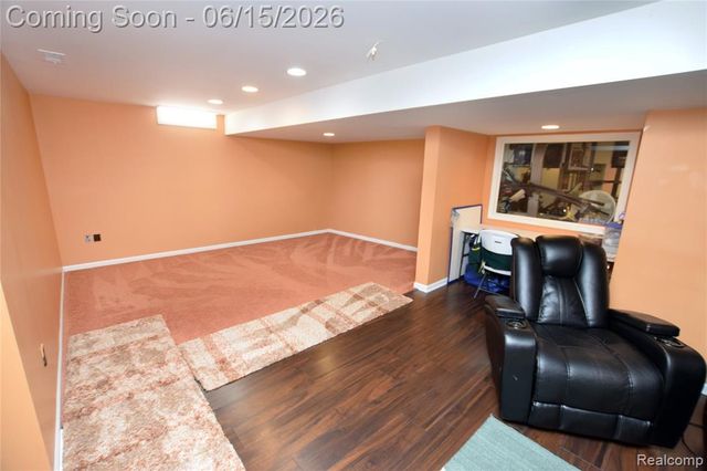 6240 Moonstone Court, Grand Blanc, MI 48439