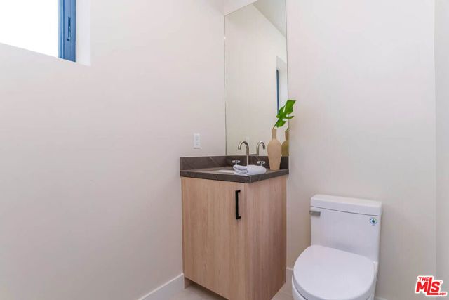 11655 Missouri Avenue, Los Angeles, CA 90025