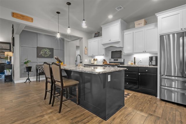 3014 N Briarwood Avenue, Catoosa, OK 74015