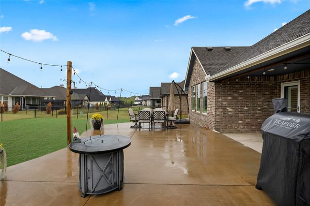 3014 N Briarwood Avenue, Catoosa, OK 74015