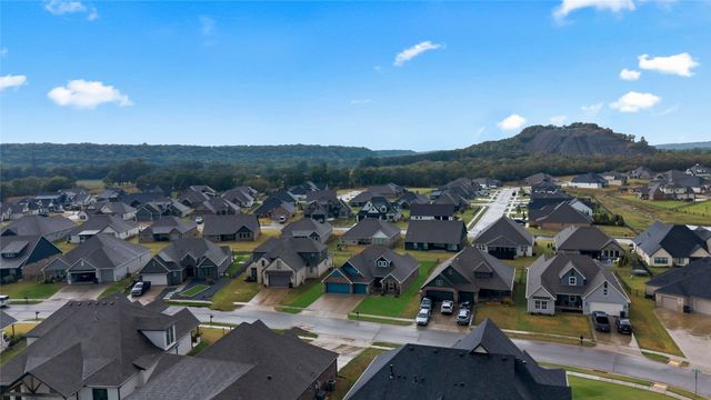 3014 N Briarwood Avenue, Catoosa, OK 74015