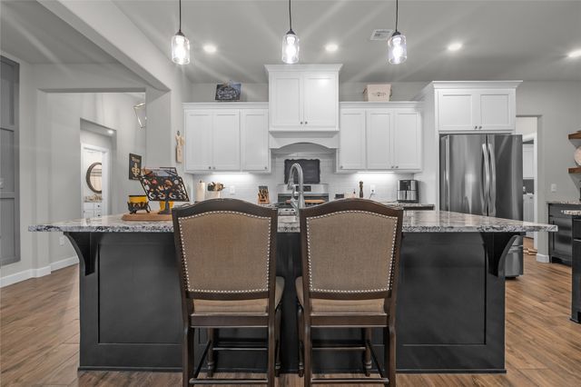 3014 N Briarwood Avenue, Catoosa, OK 74015