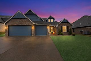 3014 N Briarwood Avenue, Catoosa, OK 74015