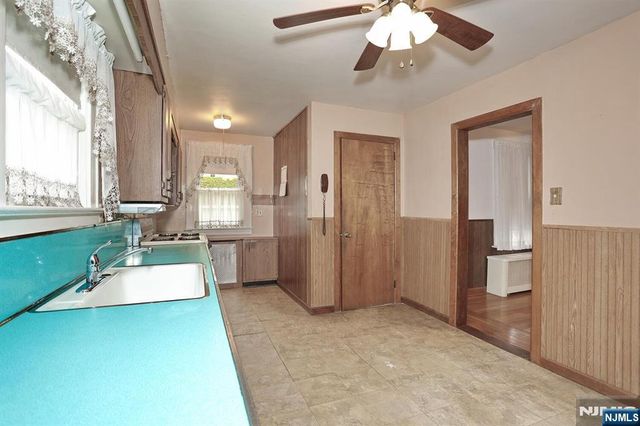 135 Linden Avenue, Dumont, NJ 07628