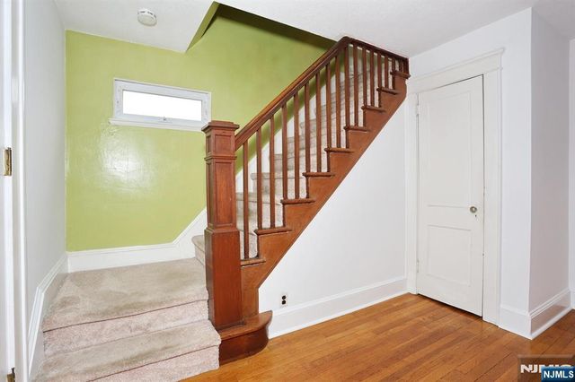 135 Linden Avenue, Dumont, NJ 07628