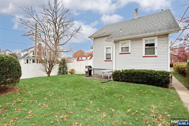 135 Linden Avenue, Dumont, NJ 07628