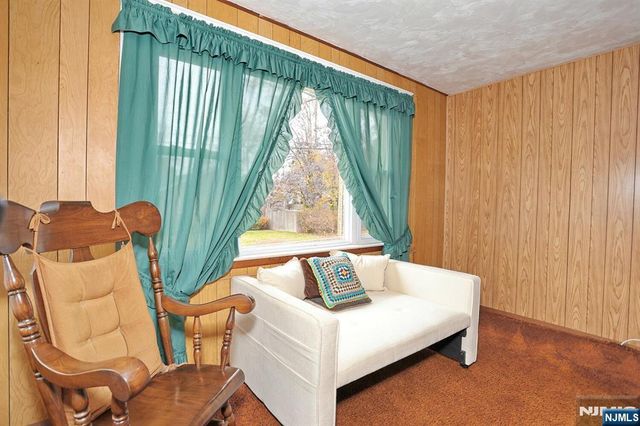 135 Linden Avenue, Dumont, NJ 07628