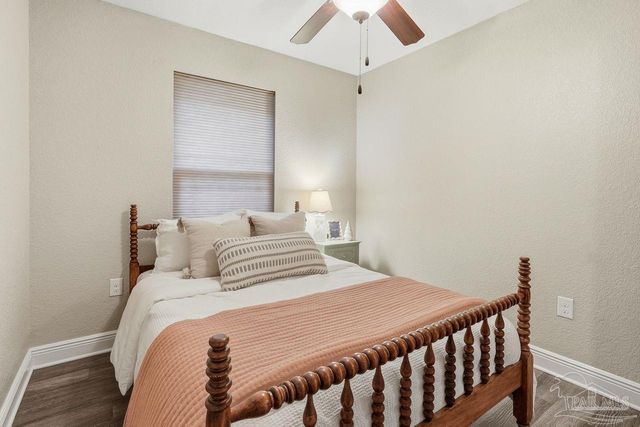 515 Evening Falls Dr, Pensacola, FL 32534