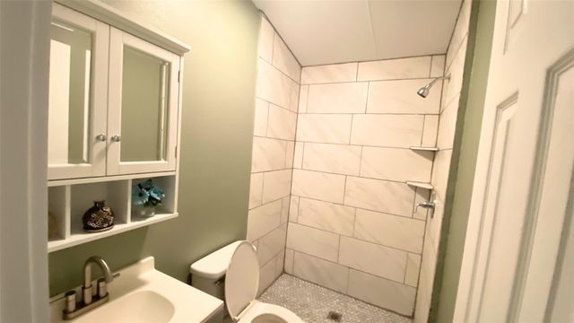 205 Collin Street, Livingston, TX 77351