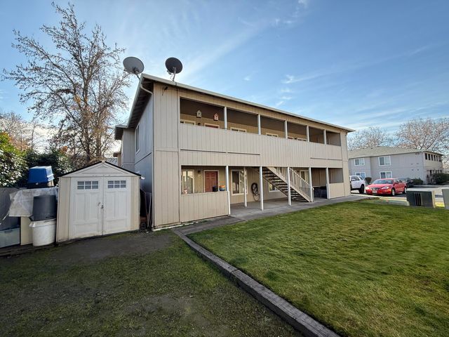 517 Western Avenue 17-20, Medford, OR 97501
