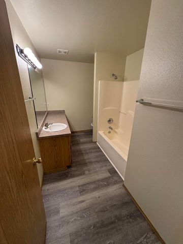 517 Western Avenue 17-20, Medford, OR 97501