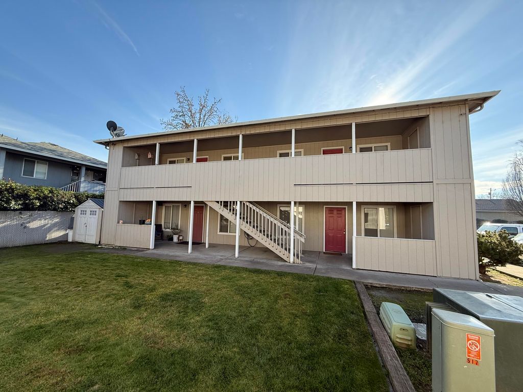 517 Western Avenue 17-20, Medford, OR 97501