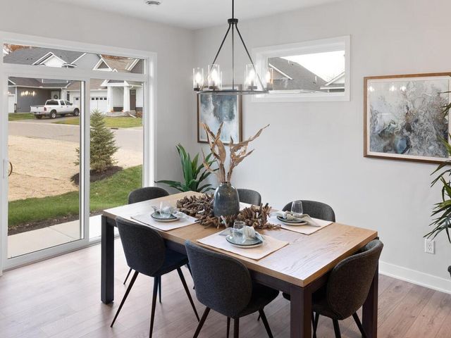 7809 Austin Path, Inver Grove Heights, MN 55077