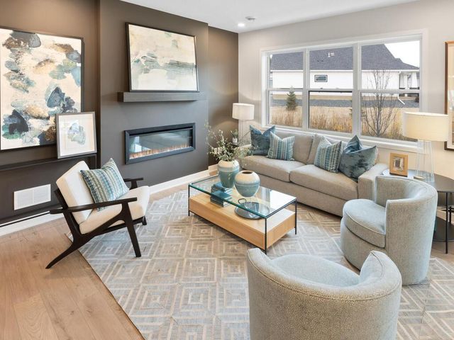 7809 Austin Path, Inver Grove Heights, MN 55077