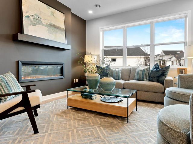 7809 Austin Path, Inver Grove Heights, MN 55077