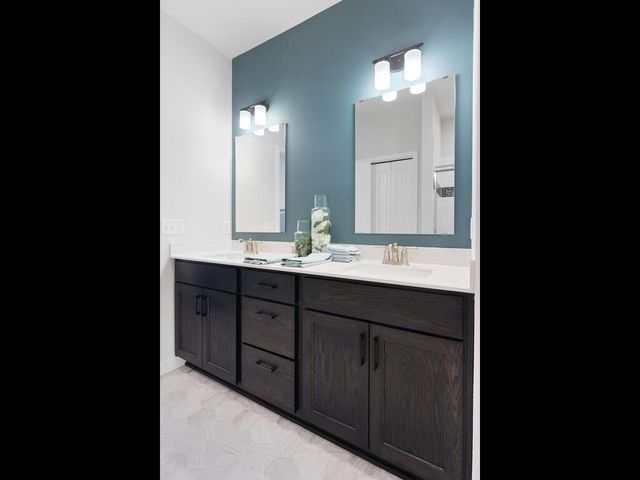 7809 Austin Path, Inver Grove Heights, MN 55077