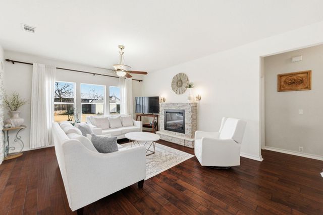 21205 PENNY ROYAL DR, Pflugerville, TX 78660